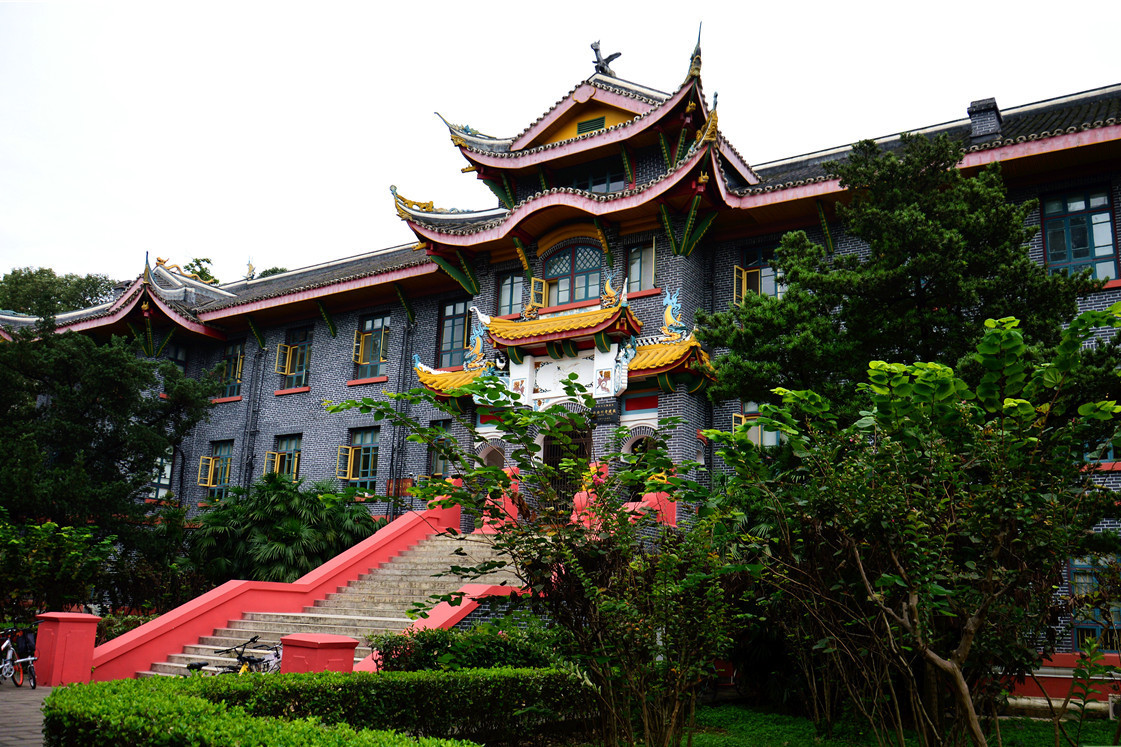 四川大学在哪个区